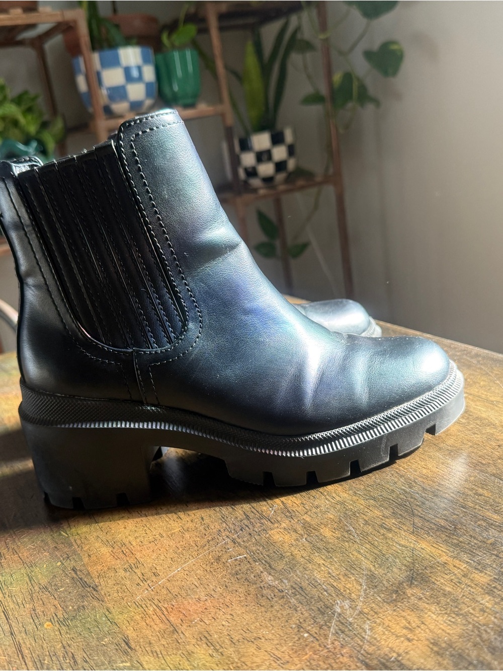 Universal Thread Women's Black Leather Chelsea Ankle Boots